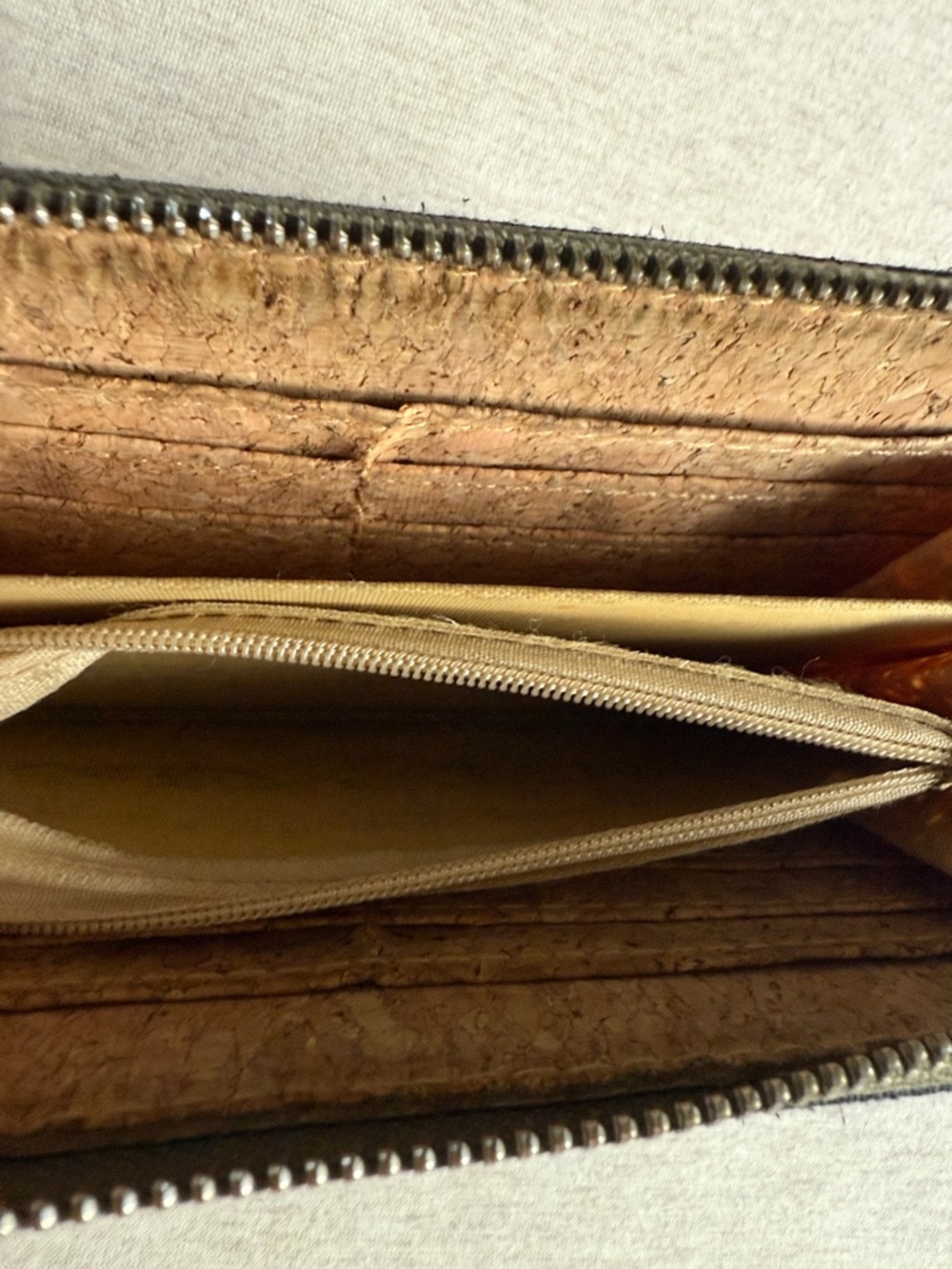 Cork Wallet - Picture 10 of 10